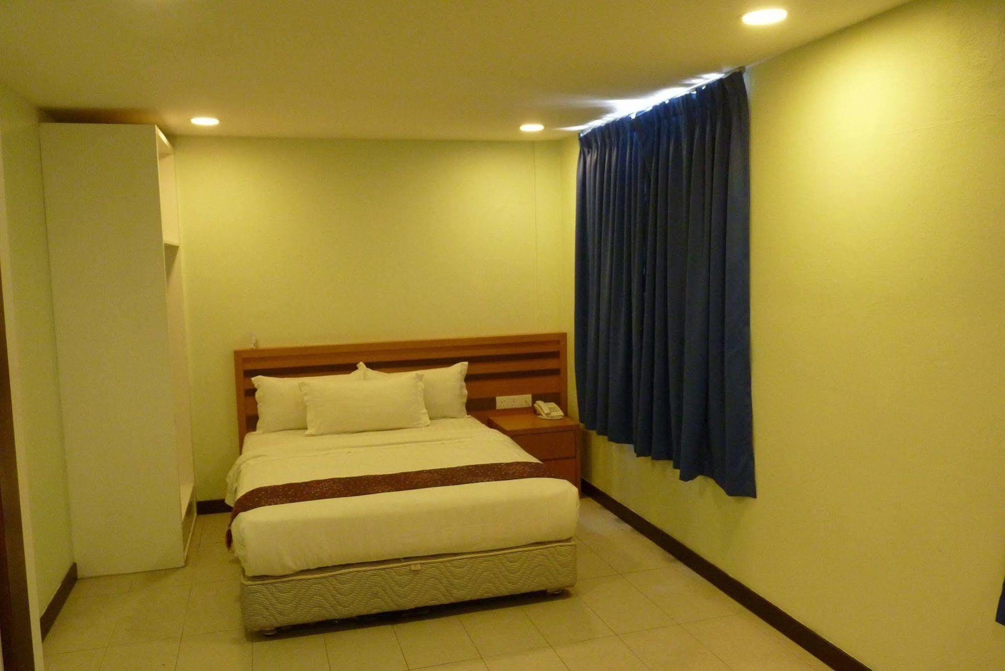 Transit Hotel Labuan Bagian luar foto