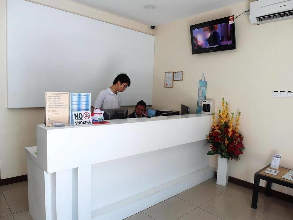 Transit Hotel Labuan Bagian luar foto